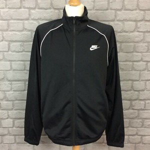 black nike zip jacket