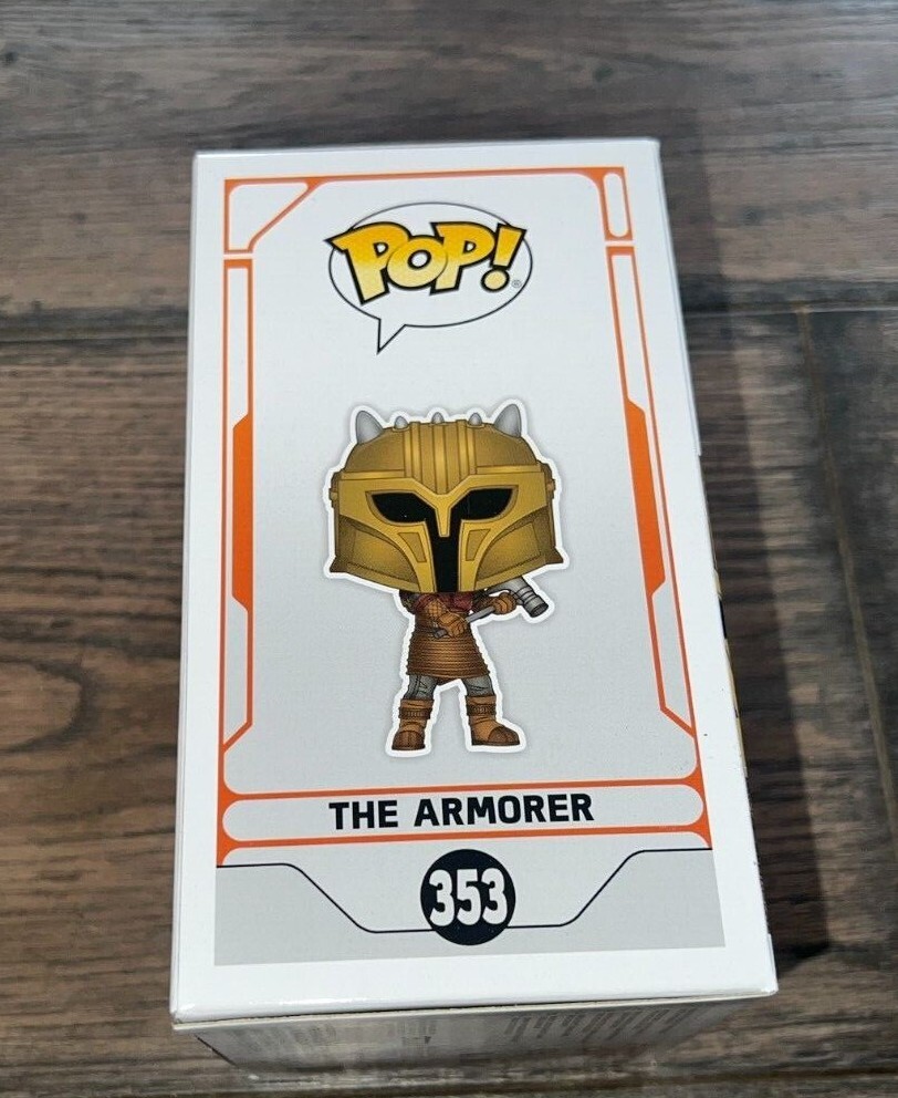 Funko Pop Mandalorian Armorer Vinyl 