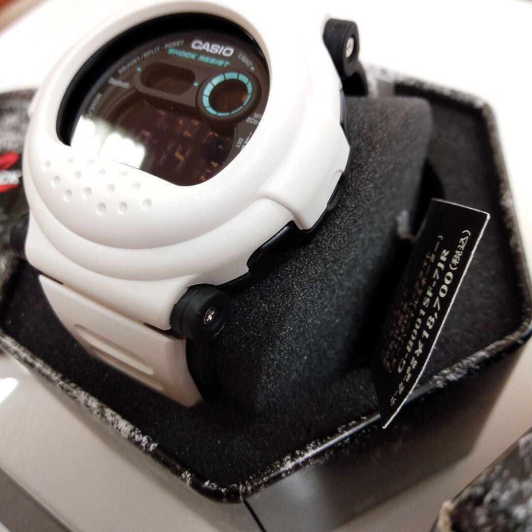 CASIO G-SHOCK G-B001SF-7JR Sci-fi World Series Carbon CASIO G-SHOCK G-B001SF-7JR Sci-fi World Series Carbon