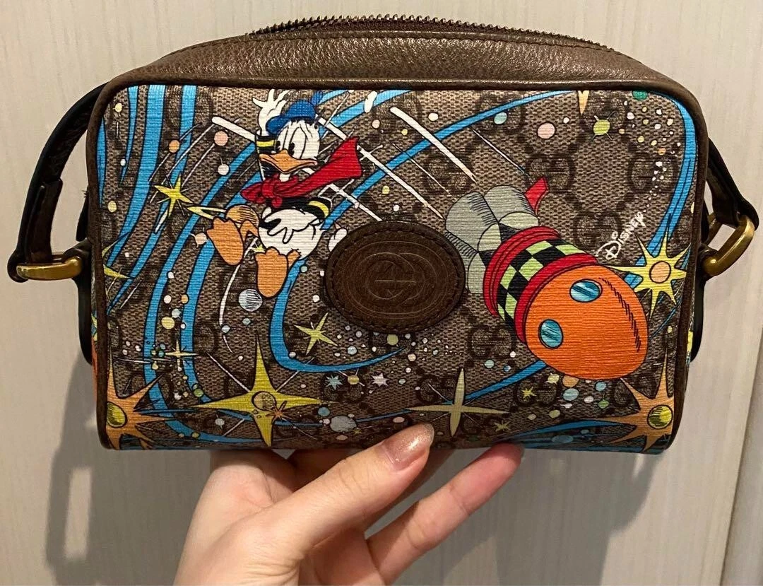 Gucci Donald Duck mini sac à bandoulière Disney Collaboration 648124 GG Supreme OCCASION