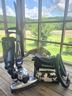 Kirby Avalir 2 (G10D) Vacuum Cleaner Complete Set & Shampoo System