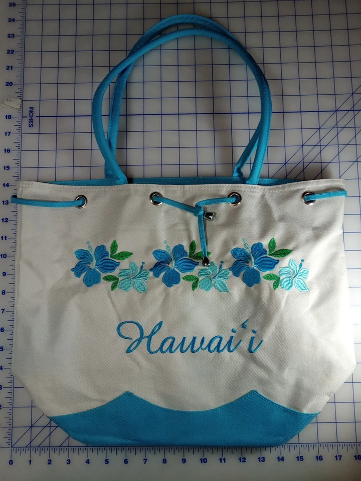 Sacola tote de praia de lona Havaí, com bolso interno e forro de plástico; seminova - Imagem 2 de 4