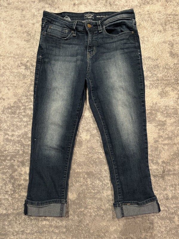 LEVIS Dark Wasn Mid-Rise Capri Jeans SIZE 30in