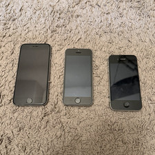 Apple iPhone Smartphones Lot of 3 Mixed Models/Colors Compatible For Apple