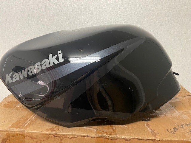 Kawasaki zx6 gas tank black and gray | eBay Kawasaki zx6 gas tank black and gray | eBay