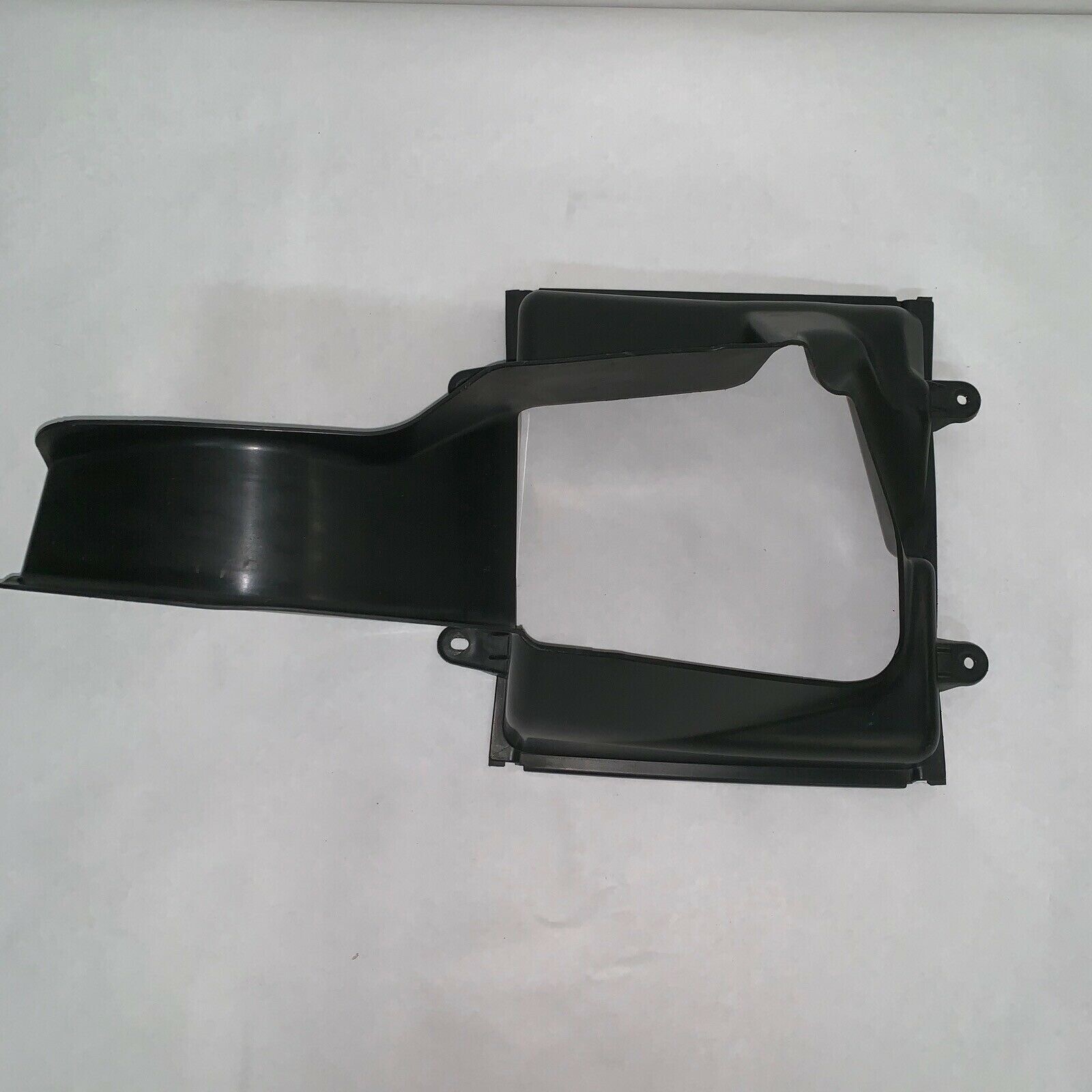 MASERATI GHIBLI FRONT LEFT INTERCOOLER DUCT COVER 2014 2015 2016 OEM