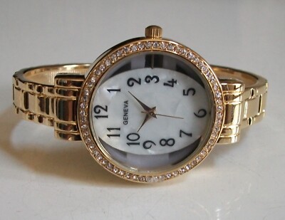 Women's Number Dial Rhinestone Gold Finish Fashion Dressy/Casual Bangle Watch