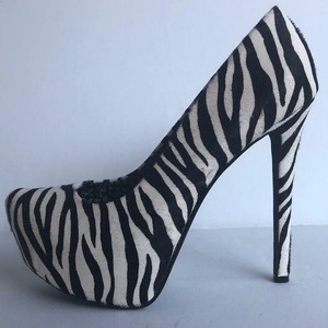 jessica simpson zebra heels