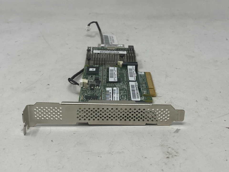 726821-B21 HP P440 Smart Array 12GB/s SAS Controller 726823-001 w/ 4GB FBWC Long - Image 3 of 4