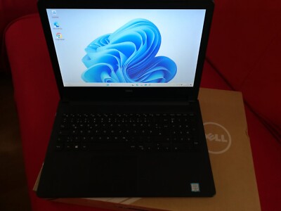 Dell Vostro 3559 15,6'' Notebook  i5-6200U 8GB RAM 240GB SSD DVD Win 11