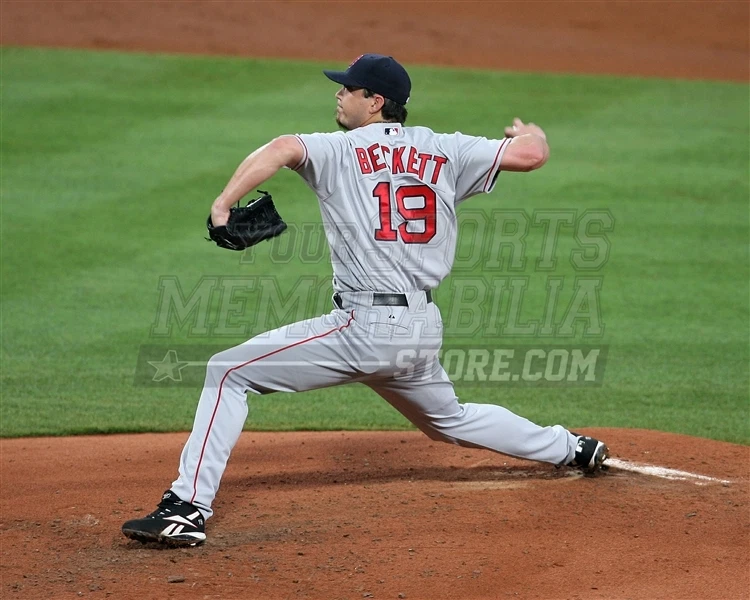 Josh Beckett Boston Red Sox pitching away jersey 8x10 11x14 16x20 photo 092