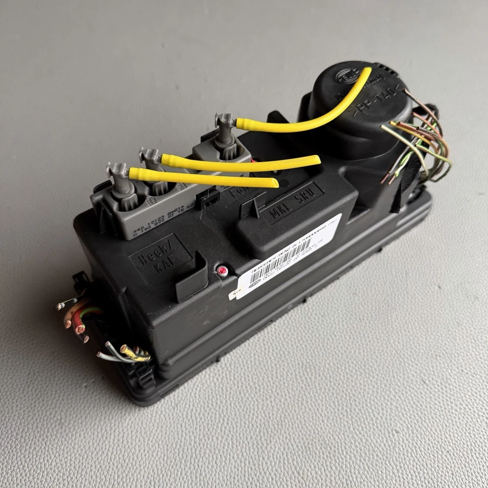 Mercedes R170 SLK230 SLK320 SLK | Crossfire Central Door Locking Vacuum Pump OEM - Image 2 of 4