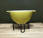 Vintage Pyrex Verde Avocado Green #441 Cinderella Mixing Bowl 1.5 Pt
