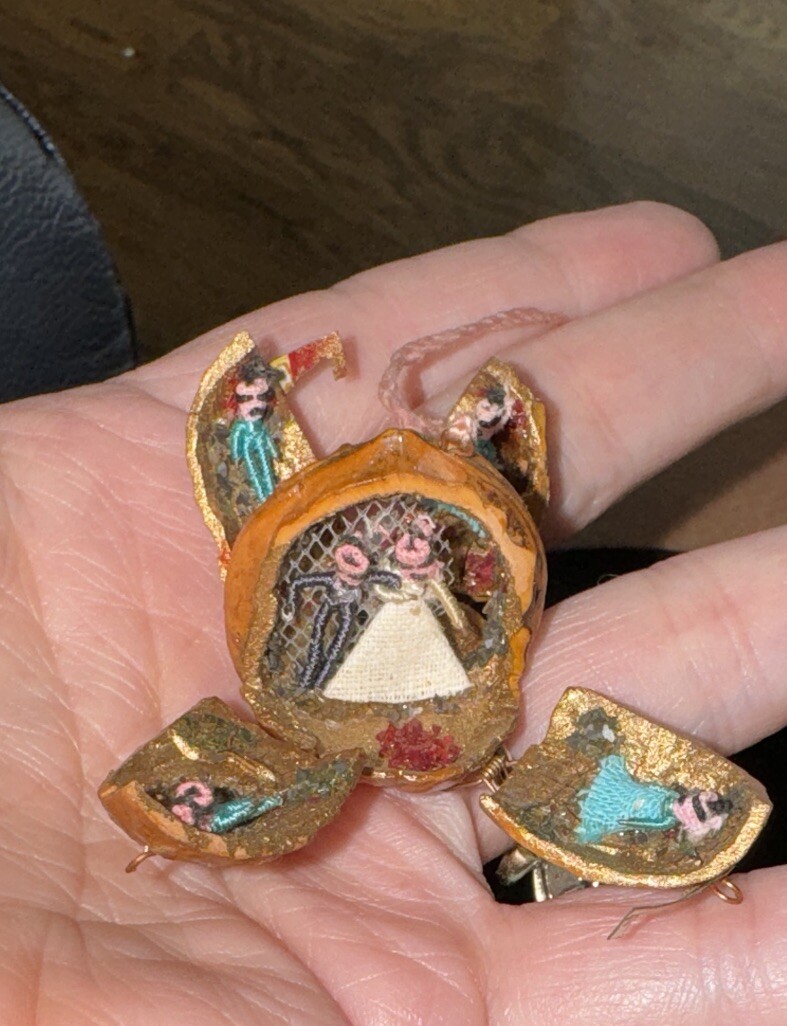Picture 1 of 4