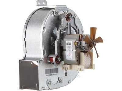 Buderus Sieger Gebläse 230V für U104W,U112-19,U122 20-24 7099149