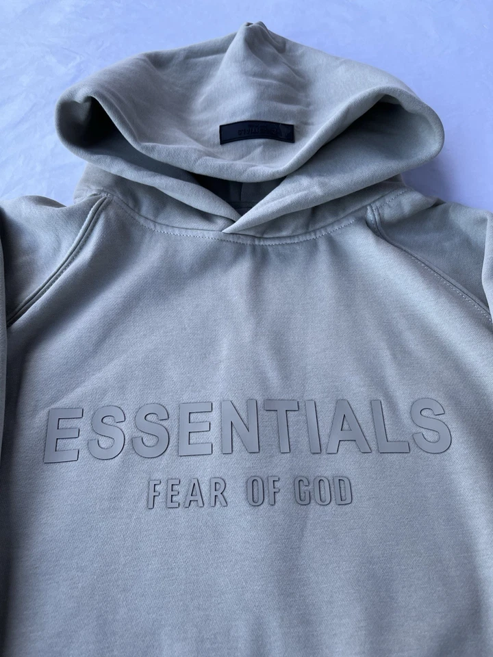 Sudadera Essentials - Imagen 3 de 4