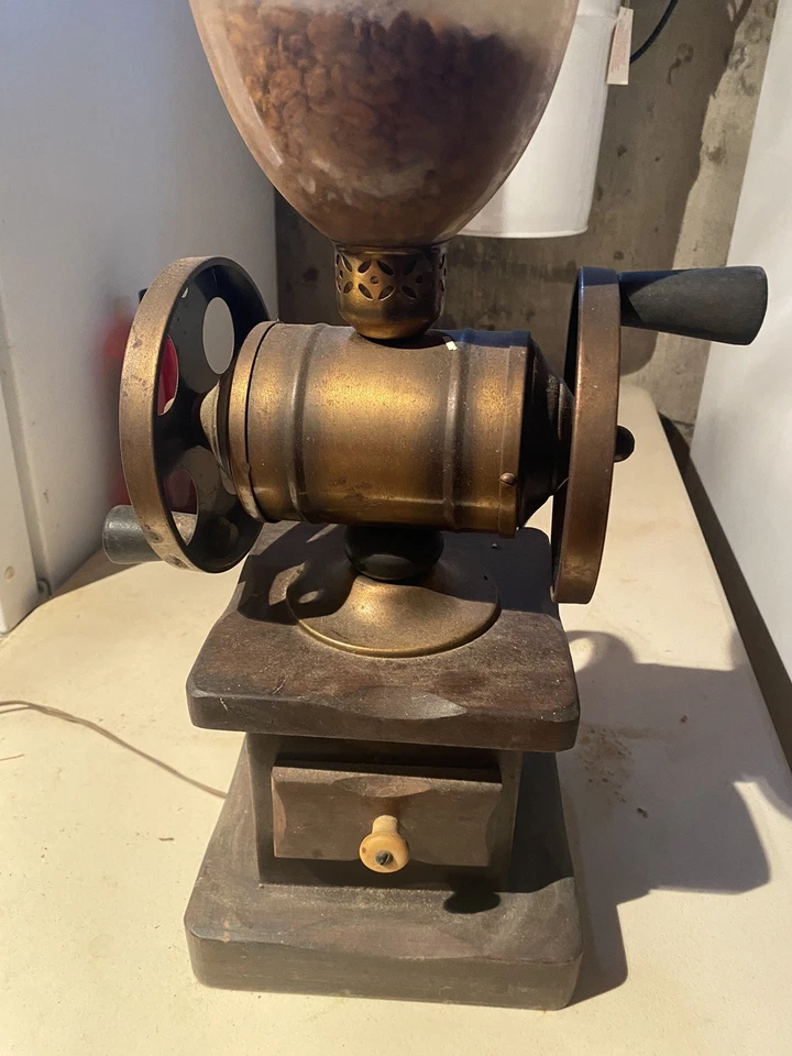 Unique Vintage Coffee Mill Table Lamp Rembrandt - Image 2 of 4