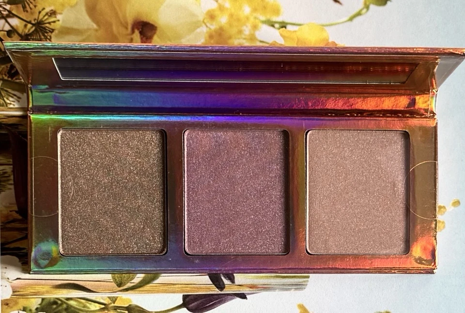 Essence Go For The Glow Highlighter Palette 02 The Warms 12g - Bild 3 von 4