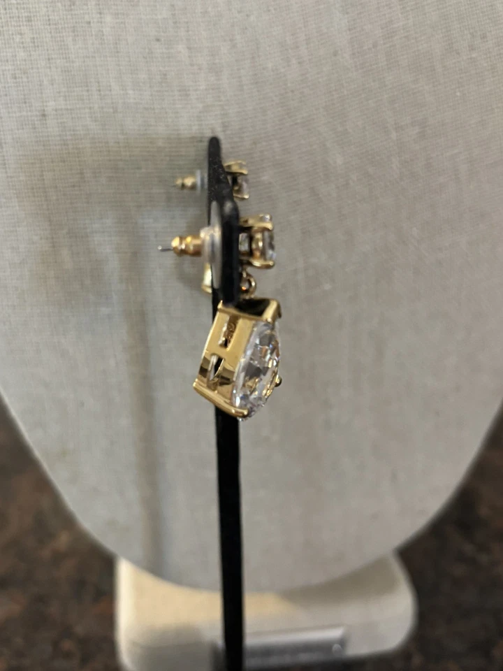 Impresionantes PENDIENTES SUZANNE SOMERS Lágrima Transparente Chapados en Oro.925 Brillantes Usados en Excelente Condición  Foto 3 de 4