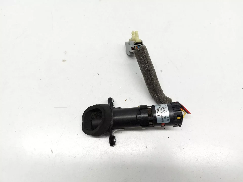 JAGUAR XJ X351 2010 TEMPERATURE SENSOR AW93-8B506-AB - Image 2 of 4