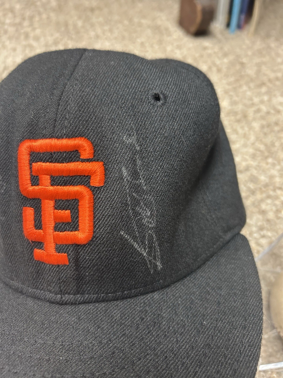 Barry Bonds Game Used Worn Auto Giants Hat ‘93 MVP Signed Barry & Bobby Bonds view 3