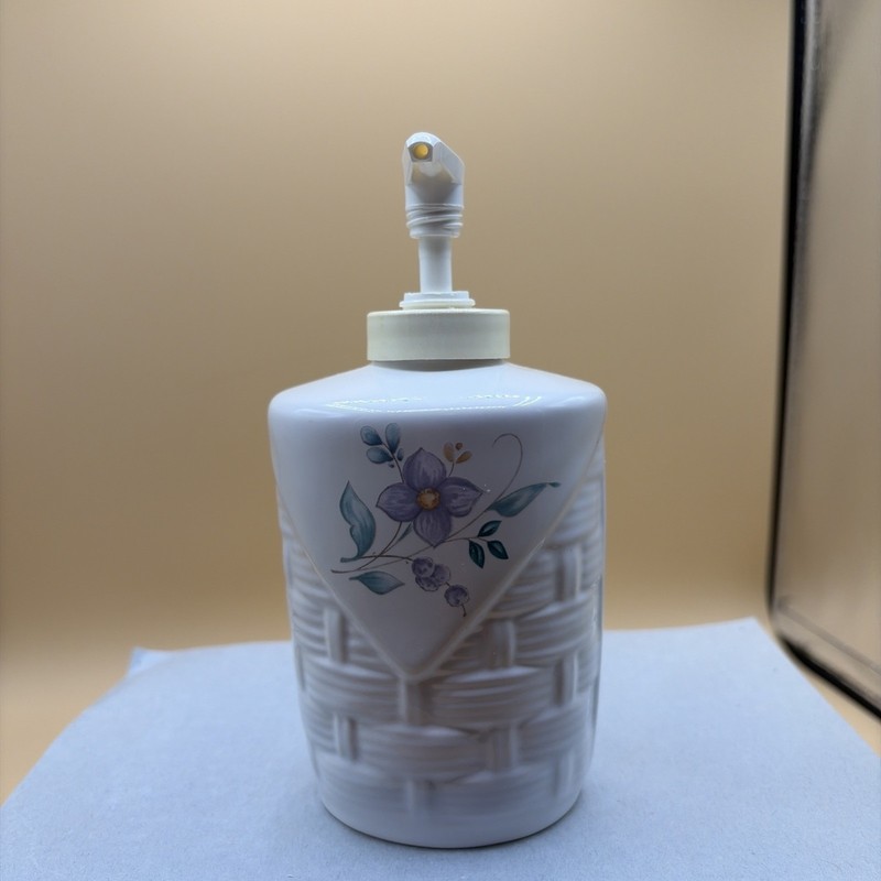PFALTZGRAFF SUMMER GARDEN STONEWARE BASKET WEAVE DESIGN  LOTION/SOAP DISPENSER
