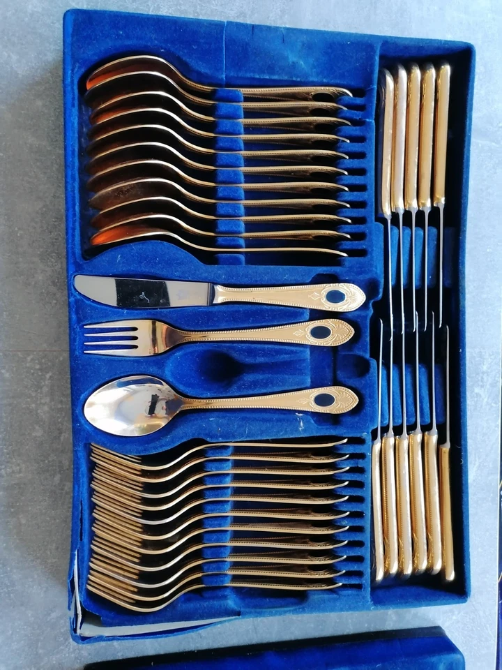 sBs Solingen BesteckSetKoffer 18/10 vergoldet Toscana delux +Kobalt Blausteinen - Bild 3 von 4