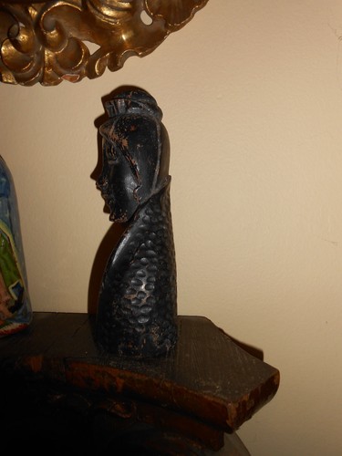 Early 19th Century Hand Carved Virgin Mary From Central Mexico - Picture 3 of 5