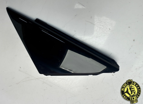 2017-2024 AUDI A4 S4  FRONT RIGHT PASSENGER DOOR EXTERIOR CORNER COVER TRIM OEM - Foto 1 di 4