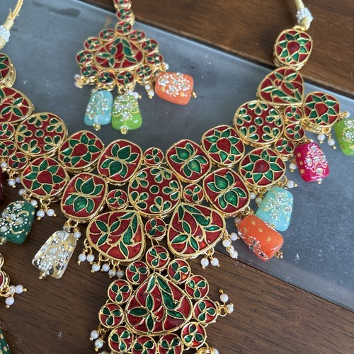 Schönes großes Kundan & Meenakari 2 teiliges Set - Bild 9 von 10