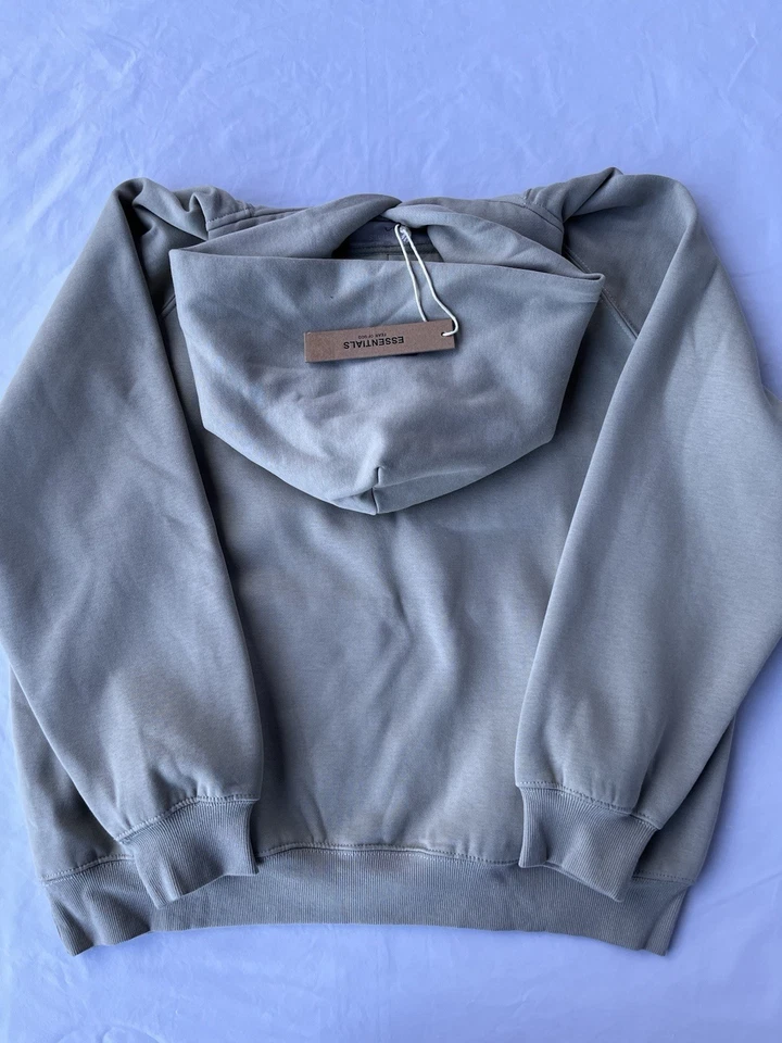 Sudadera Essentials - Imagen 4 de 4