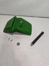 Ertl John Deere AMT 600 MT FRONT FENDER SHAFT Pedal Gator Vintage ERTL RARE 80's