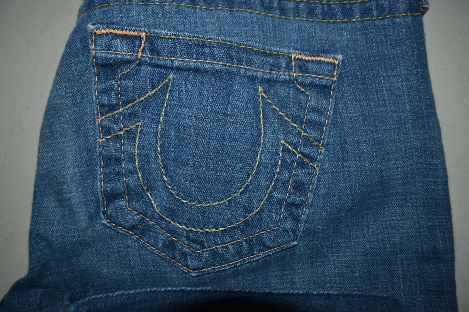 True Religion Women's Straight No Pocket Flaps Blue Denim Jeans Sz 32x30 thumbnail 2