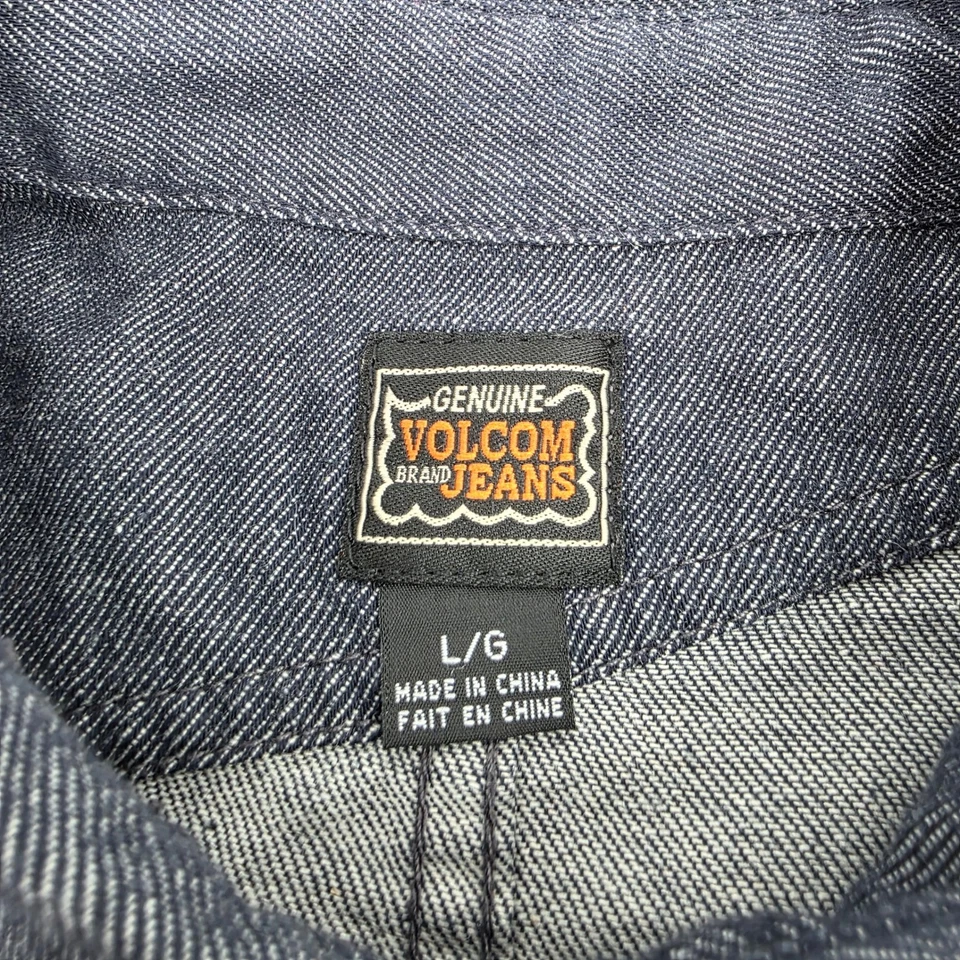 Volcom Brand Jeans Denim Button Up Shirt Mens Large Long Sleeve Chambray Skate - Image 4 of 4