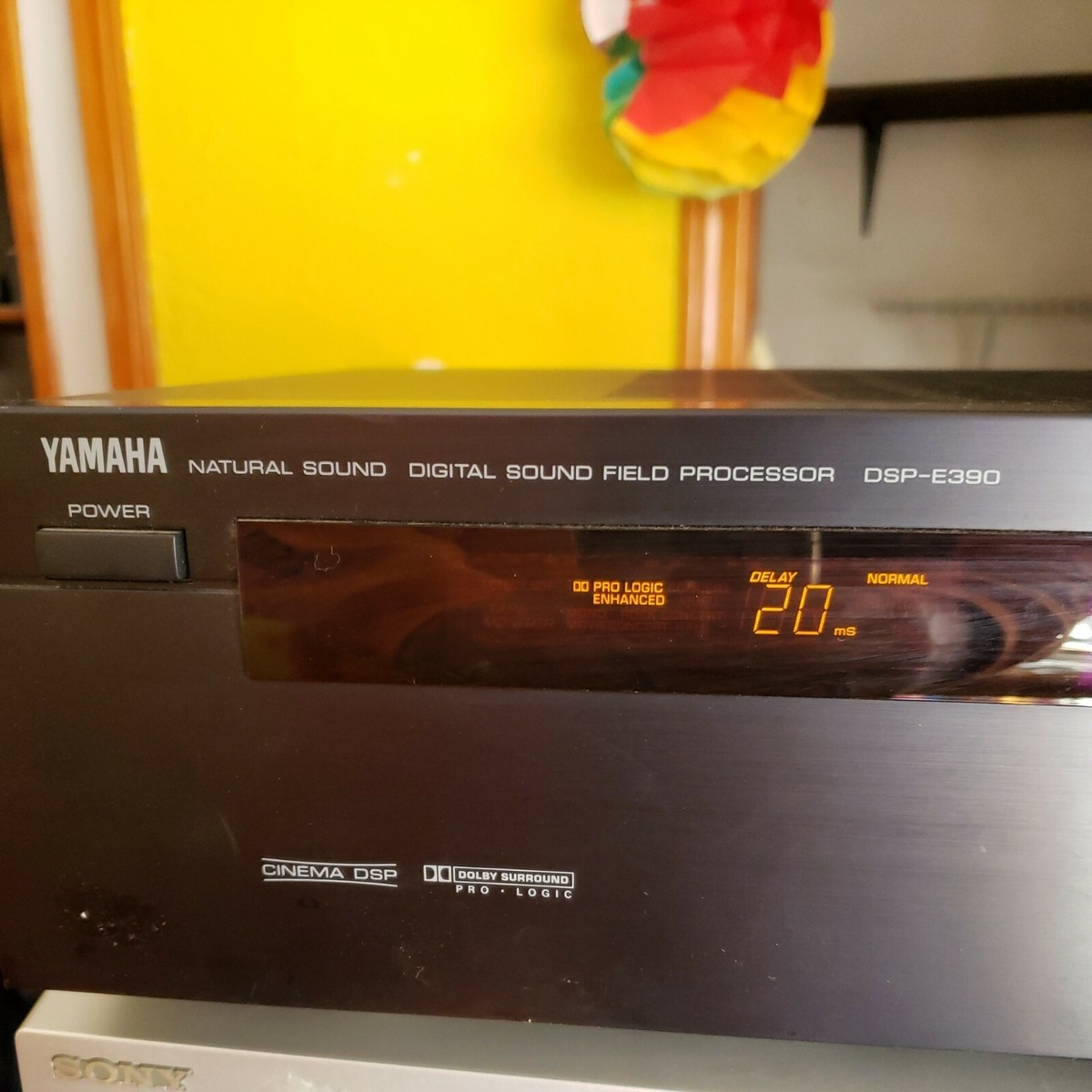Yamaha DSP-E390 Digital Sound Field Processor Amp. | eBay