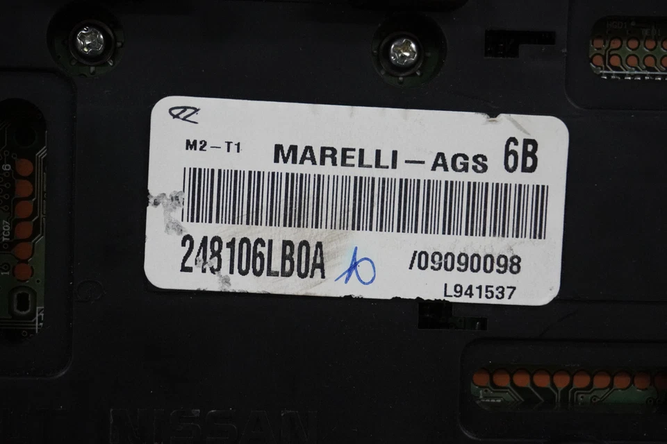 Nissan Sentra 2020 cabezal de instrumento velocímetro medidor panel fabricante de equipos originales sin usar millas Foto 3 de 4