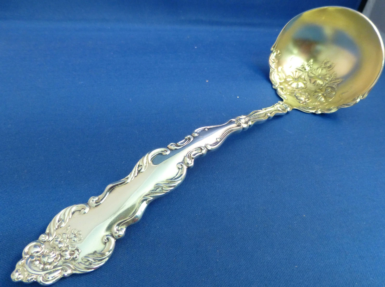 LAFAYETTE-HOLMES & EDWARD SILVERPLATE OYSTER LADLE