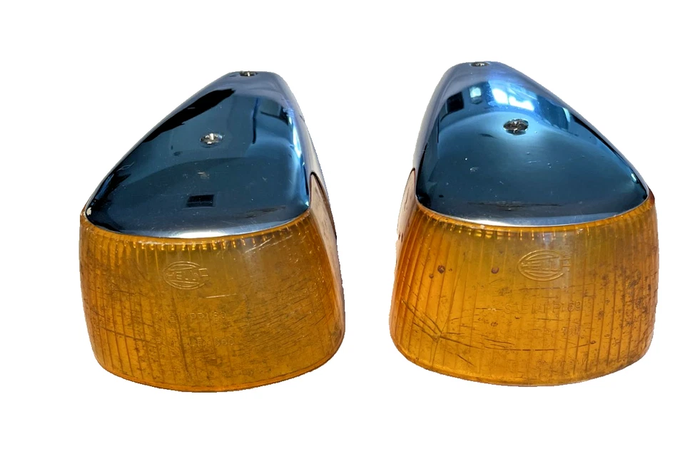 VW Bug Beetle 1970 OEM intermitentes luz trasera lentes y molduras lote Foto 3 de 4