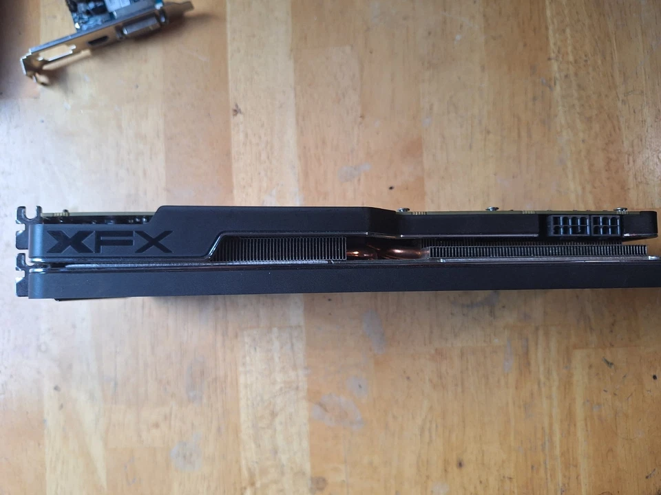 XFX Radeon R9 290 4GB GDDR5 GPU – High Performance Gaming - Lot 2 - Image 2 of 4