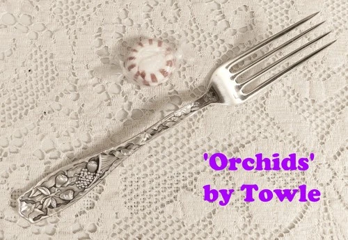 Orchids (1887) ~ Place Fork (6 7/8") ~ Towle Sterling ~ 42.4g ~ "Marie" ~ NICE