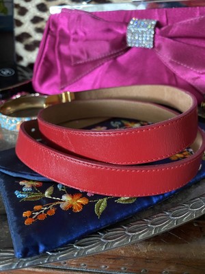Vintage 60’s PIERRE CARDIN Ladies Red Leather Belt Enamel Logo Buckle M 30 - 34” Sale Rare Vintage PIERRE CARDIN Red Leather Ladies Belt  main image 4