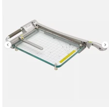 Swingline Heavy Duty Paper Trimmer Cutter with laser guide 15" 25 sheets Volume