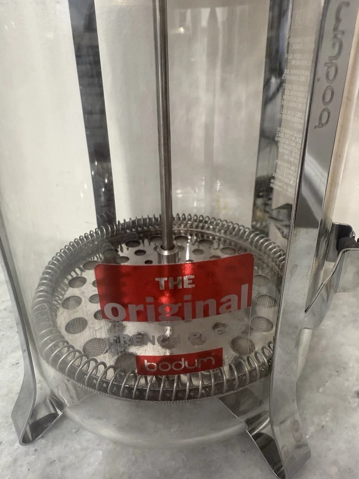 Cafetera prensa francesa Bodum Chambord de acero inoxidable y vidrio 34 OZ Foto 3 de 4