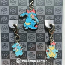 Pokémon Center Mini Charm Set – Totodile, Croconaw, Feraligatr– Zipper Pull