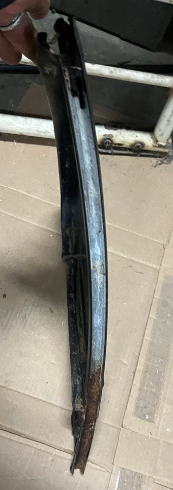 Vidrio de ventilación de puerta trasera izquierda para conductor Oldsmobile Intrigue 1998-2002 Foto 4 de 4