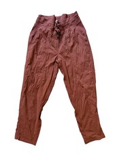 Lululemon Dance Studio Pants Women's 6 Mauve Straight Ankle 24" Yoga EXCELLENT