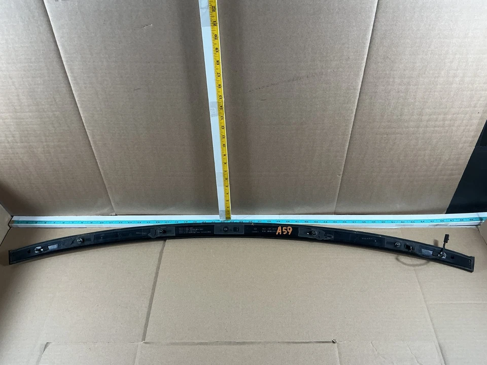 Tercera luz de freno trasera de montaje alto para Audi A7 Quattro 2012-2018 OEM Foto 4 de 4