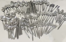 Lot of 104 Pieces Mixed Silverware Flatware Bulk Forks Spoons Knives 3 Styles