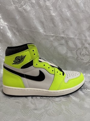 *NEW* Nike Air Jordan1 High OG Volt Visionaire 555088-702 sz 9 New W/box & Tags s-l400.jpg main image 2