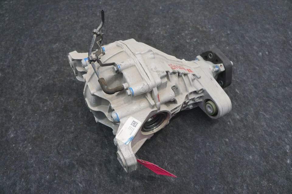 Rear Axle Differential Carrier OEM 00463505580 Alfa Romeo Stelvio Sprint 2018-24 - Image 4 of 4